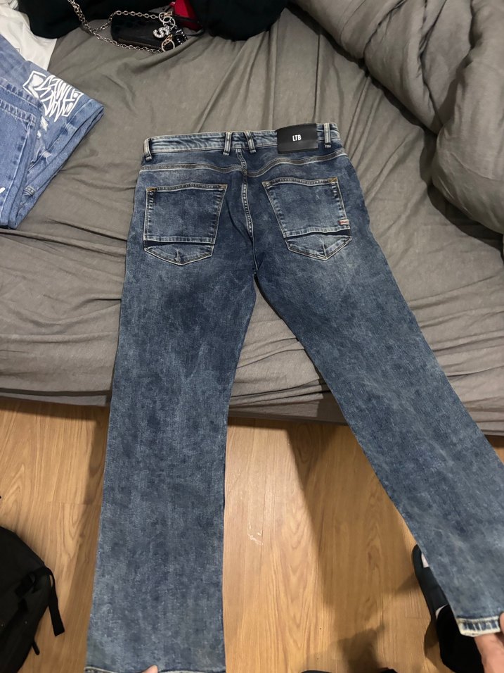 Mavi Rahat Kesim Erkek Denim Pantolon - Görsel 2