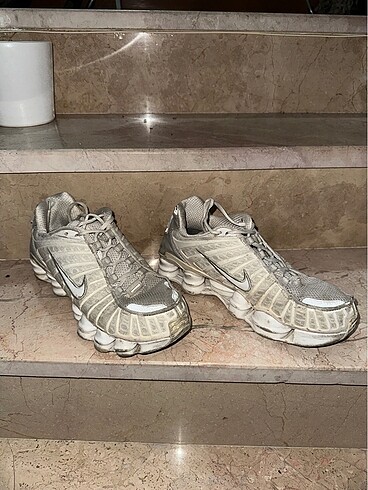 40 Beden beyaz Renk Shox tl