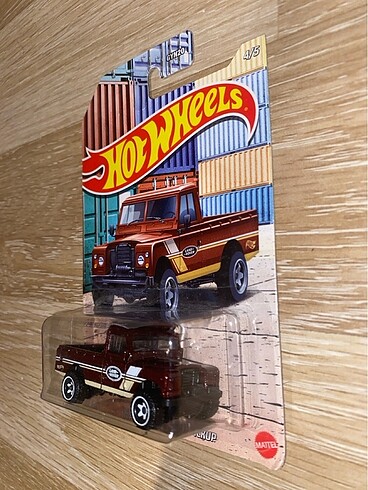 Hot Wheels Land Rover Series III Pickup