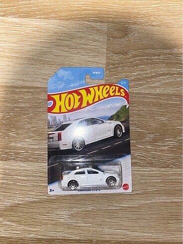 Beden Renk Hot Wheels Cadillac CTS-V