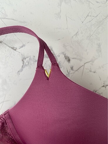 34 Beden mor Renk Victorias secret sütyen