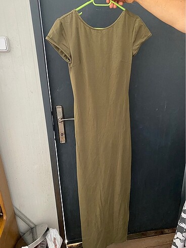 Sırtı açık model