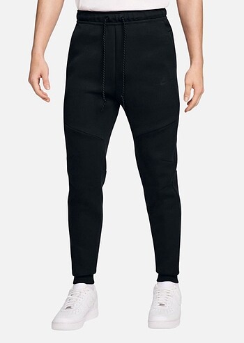 Nike tech eşofman altı