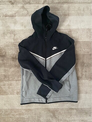Nike tech fleece