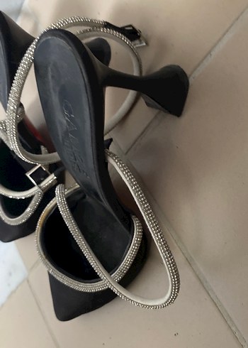 39 Beden Siyah Parlak Yılan Desenli Stiletto Kadın Ayakkabı