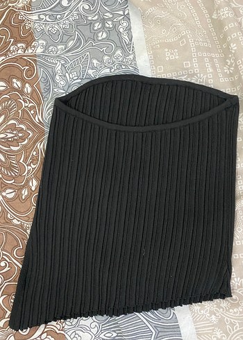  Beden Siyah straplez crop
