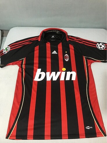 Kaka futbolcu forması L beden