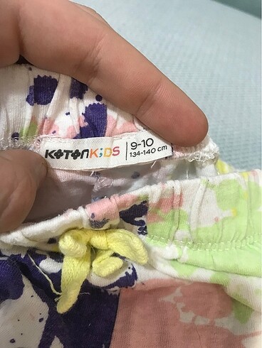 s Beden Kotonkids renkli kısa çocuk şort