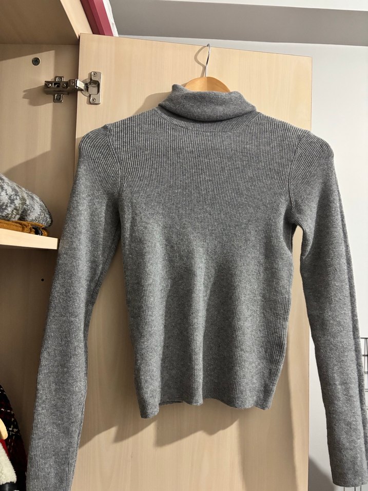 Gri Kadın Boğazlı Triko Kazak - Görsel 4