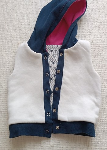 Kız Çocuk Pembe Kapüşonlu Nakışlı Yelek - Görsel 2