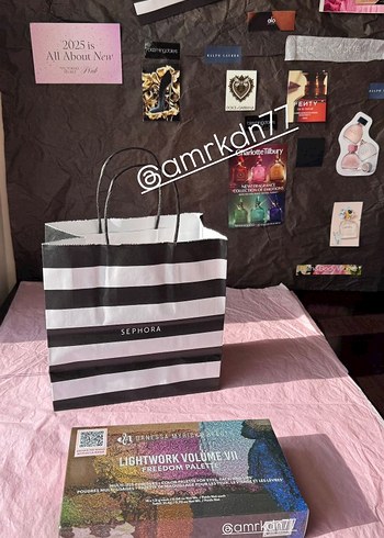 Danessa Myricks lightwork volume VII freedom palette - Görsel 3