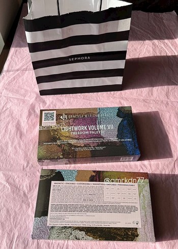 Danessa Myricks lightwork volume VII freedom palette - Görsel 2