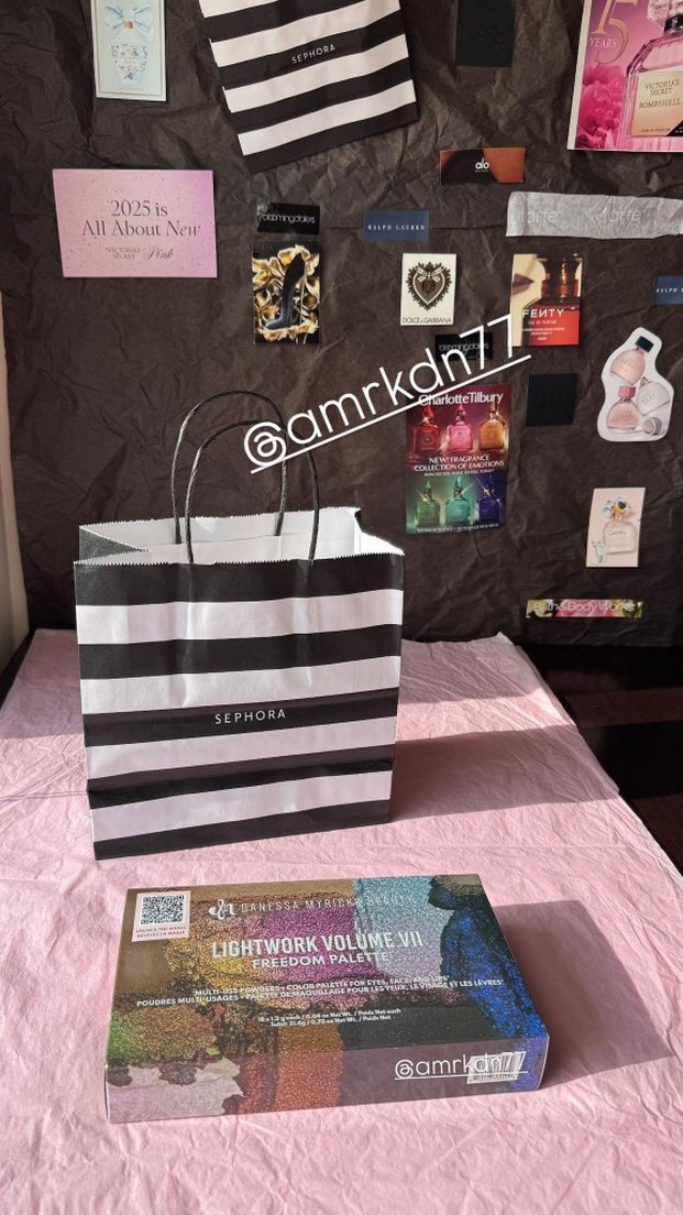 Danessa Myricks lightwork volume VII freedom palette - Görsel 3