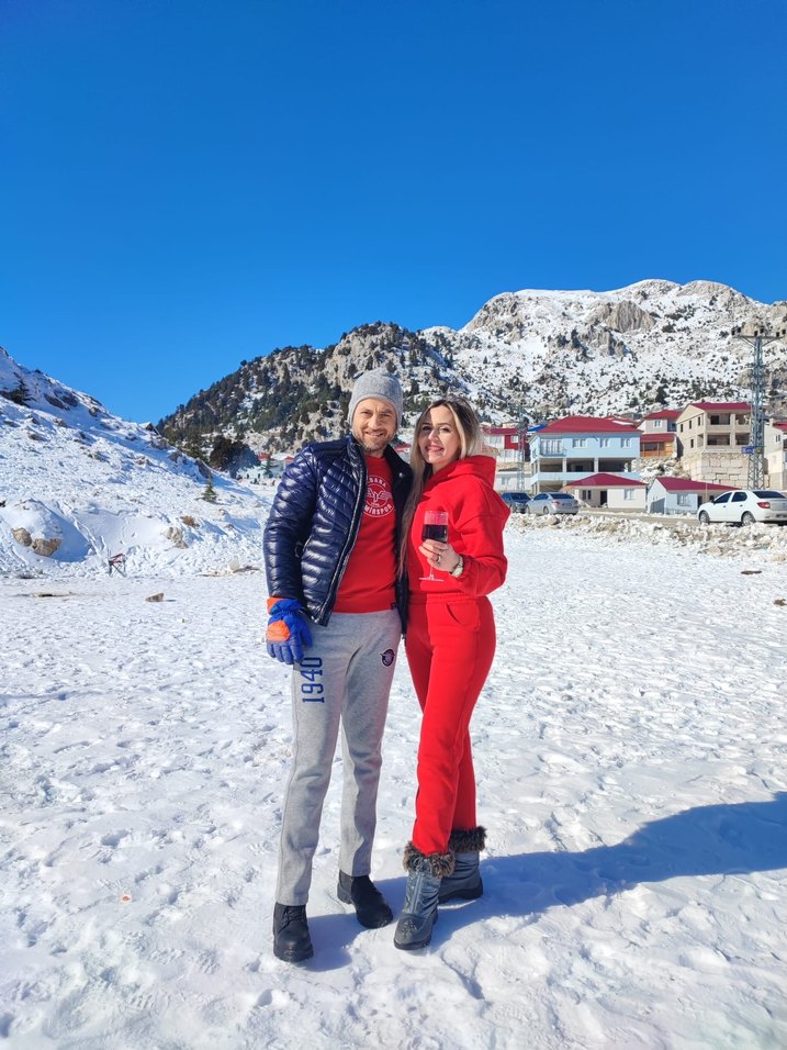 Kırmızı eşofman takımı - Görsel 2