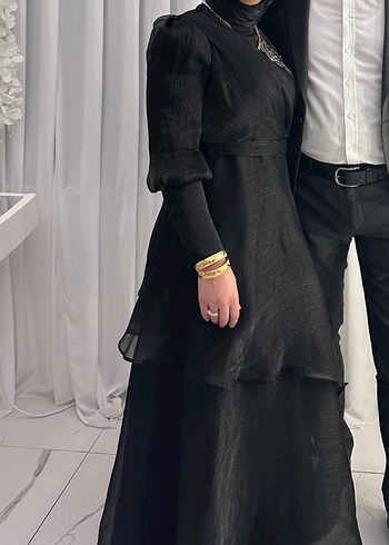 Uzun Kollu Siyah Nakışlı Abiye Elbise - Görsel 5