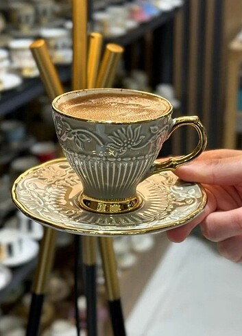 6 lı porselen Royal Lily Kahve Fincanı 