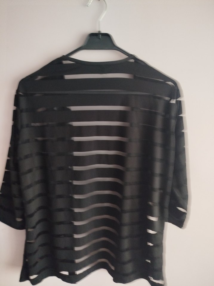 Uzun Kollu Siyah Piliseli Kadın Ceket - Görsel 3