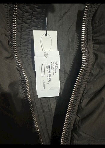 Kadın Siyah Oversize Fermuarlı Mont AMİ - Görsel 3