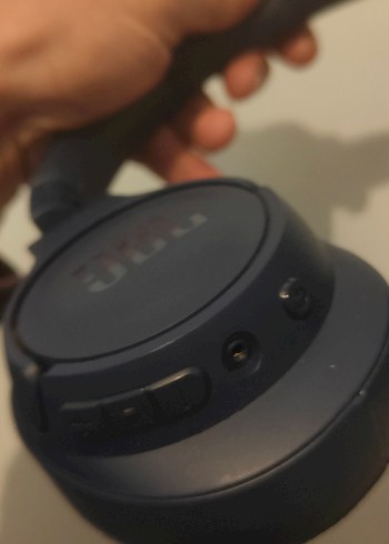 Siyah JBL TUNE 720 Kablosuz Kulaklık - Görsel 3