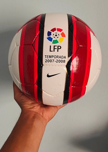 LFP 2007-2008 Sezonu Nike Futbol Topu