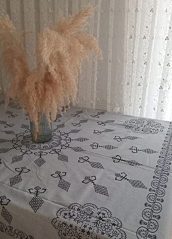 Diğer Masa Örtüsü