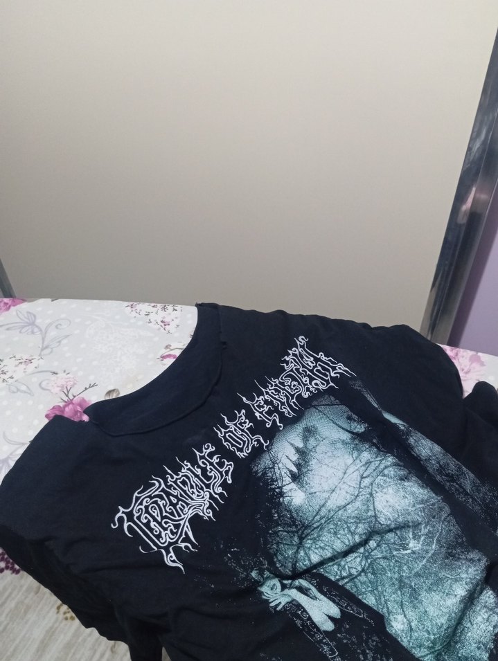 Siyah Baskılı Gotik Metal Grubu Tişört - Görsel 3