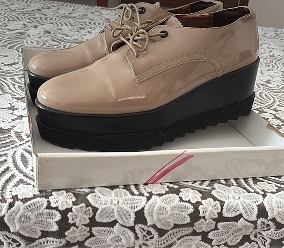 39 Beden Shoes & More Rugan ayakkabı