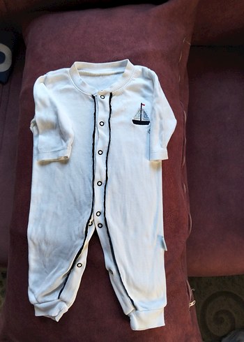 Düğmeli Kısa Kollu Bebek Tulum - Görsel 4