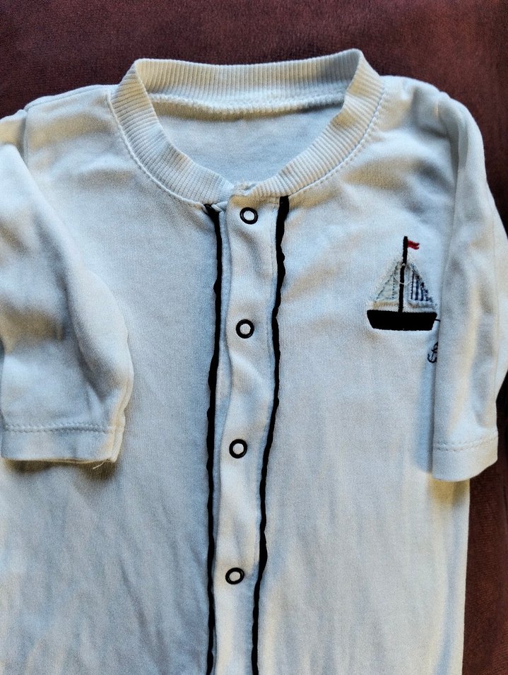 Düğmeli Kısa Kollu Bebek Tulum - Görsel 3