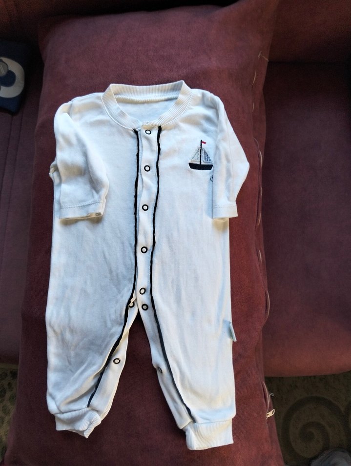 Düğmeli Kısa Kollu Bebek Tulum - Görsel 4