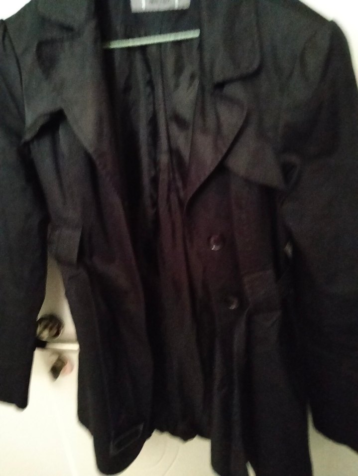 Siyah bayan Kartlık - Cırtlı - Görsel 2