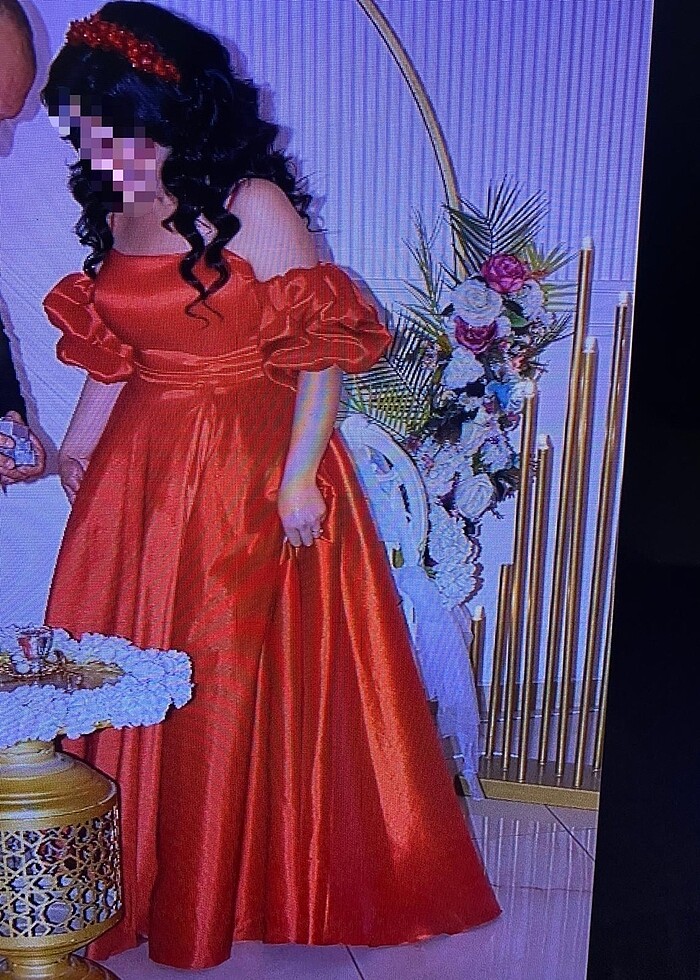 Kırmızı abiye elbise - Görsel 2