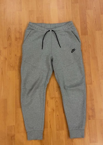 Nike Tech Fleece Jogge M beden fw23