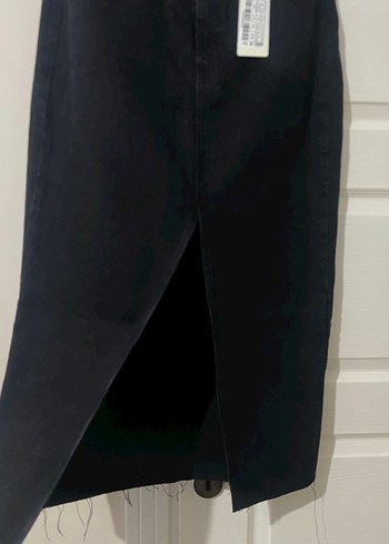 Yırtmaçlı Denim Etek - Görsel 4