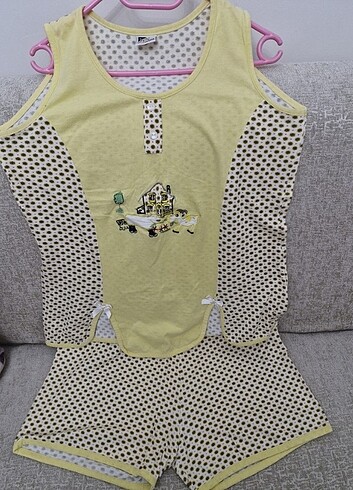 Diğer Pijama takimi şortlu