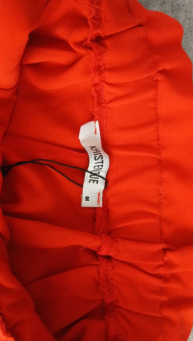 Kırmızı Saten Hamile Mini Şort - Görsel 3