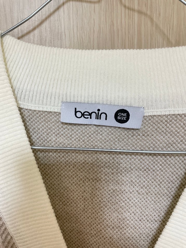 V Yaka Ekose Desenli Kadın Triko Süveter - Görsel 3