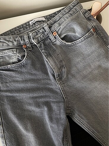 34 Beden Zara gri mom fit jean