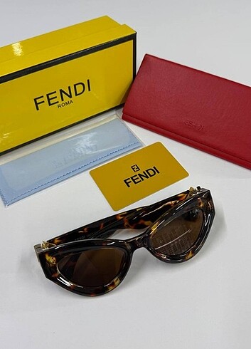  Beden Fendi gözlük 