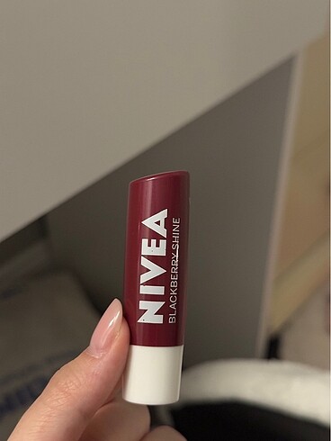 Nivea Blackberry Shine