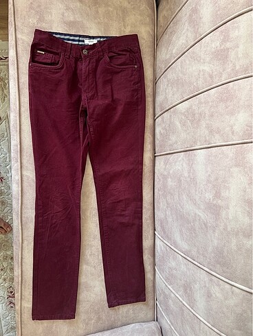 29 Beden bordo Renk 29-34 bordo kot hiç giyilmedi