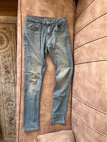 Colins yazlık kot mont 30-34 ya da 31-34 dür