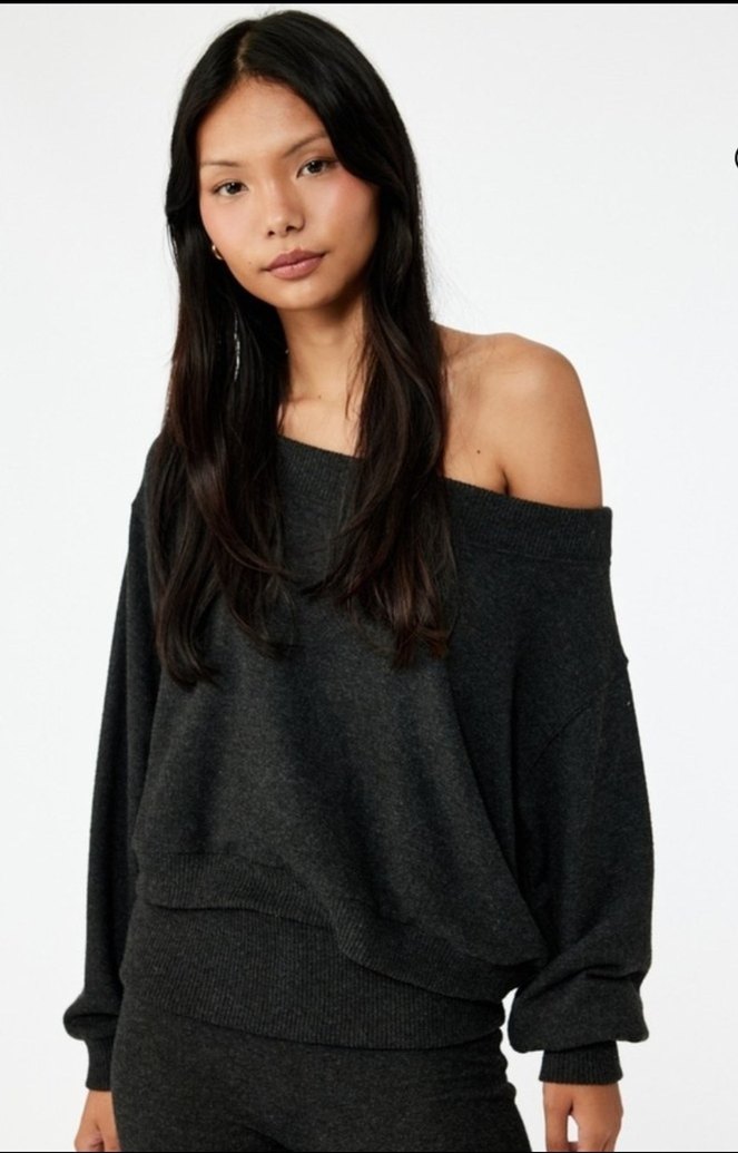 Gri Kayık Yaka Kadın Triko - Görsel 2