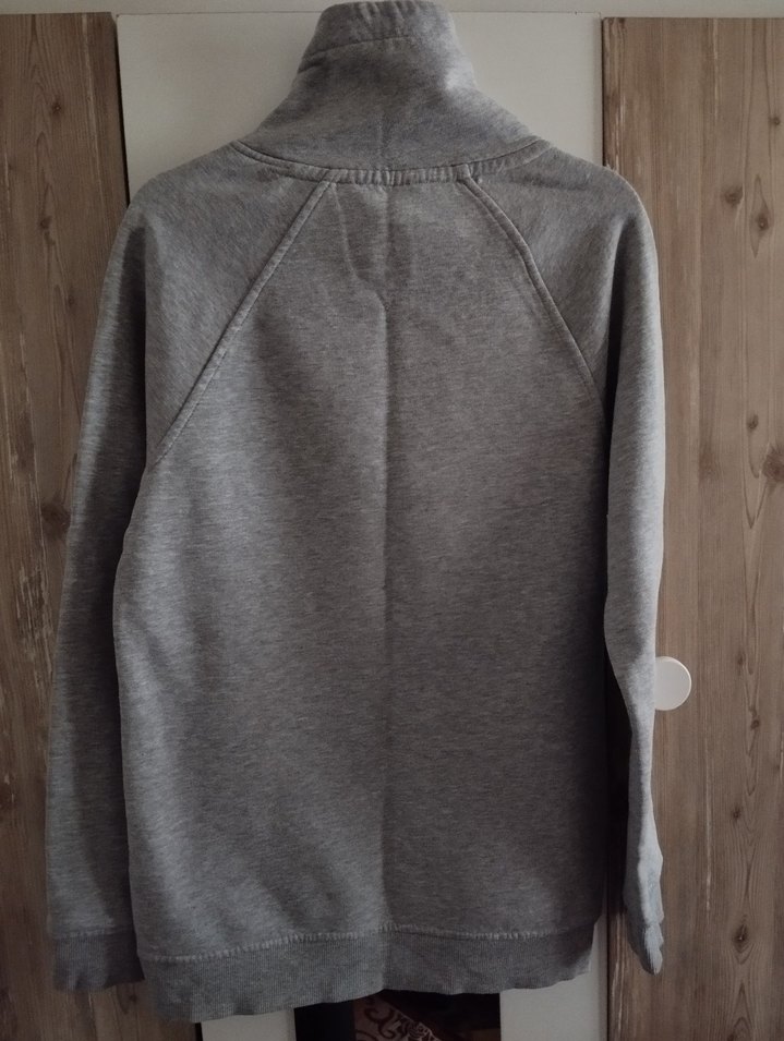 Gri Boğazlı Sweatshirt - Görsel 2