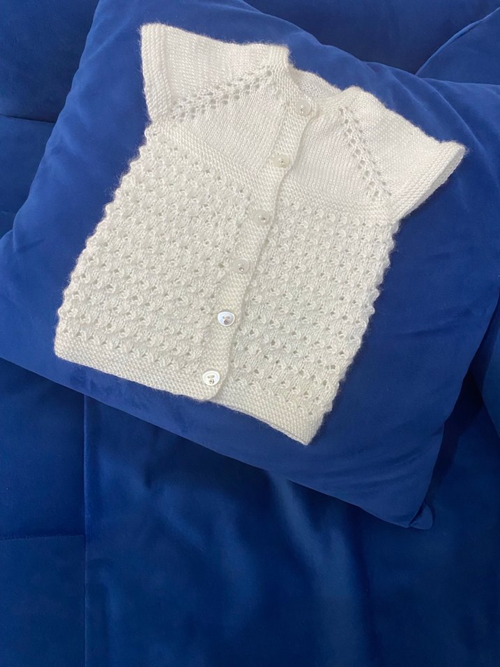 Beyaz Örgü Kız Çocuk Kolsuz Hırka - Görsel 2