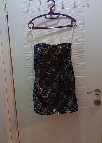 Dantel Detaylı Siyah Mini Straplez Elbise ve bolero ceket - Görsel 3