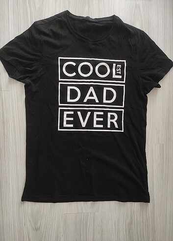 Fabrika satış mağazasından T shirt