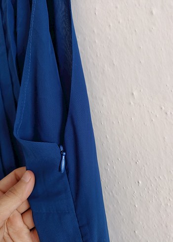 Lacivert Pilili Kolsuz Uzun Keten Elbise - Görsel 2