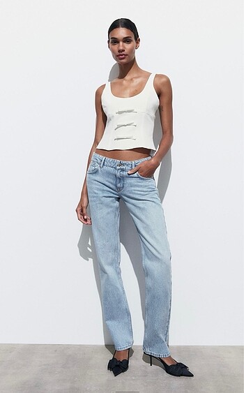 l Beden beyaz Renk Zara fiyonklu crop top