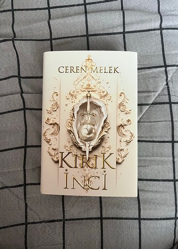 Kırık İnci - Ceren Melek Roman